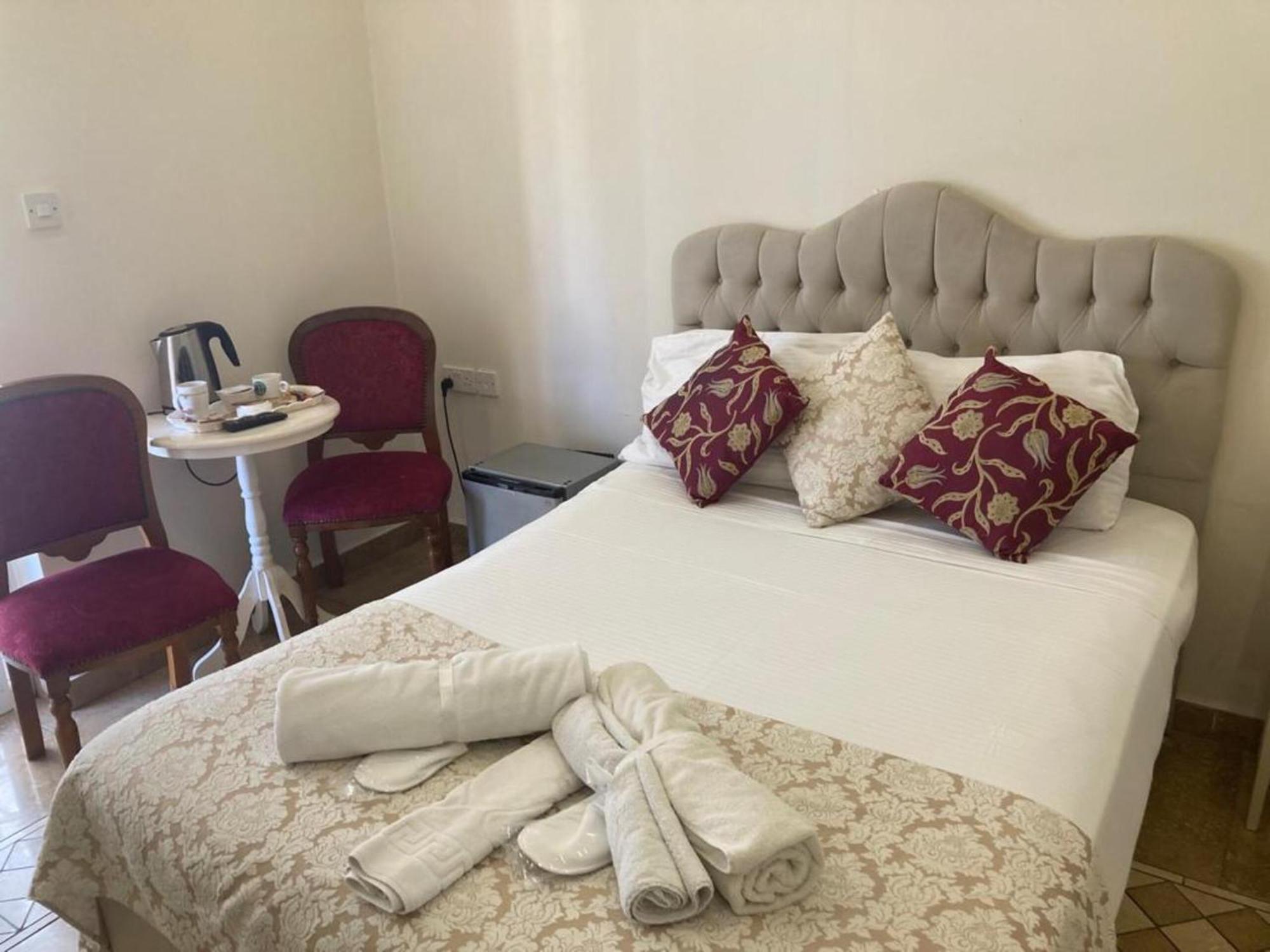 Lord'S Residence Boutique Hotel Кирения Экстерьер фото