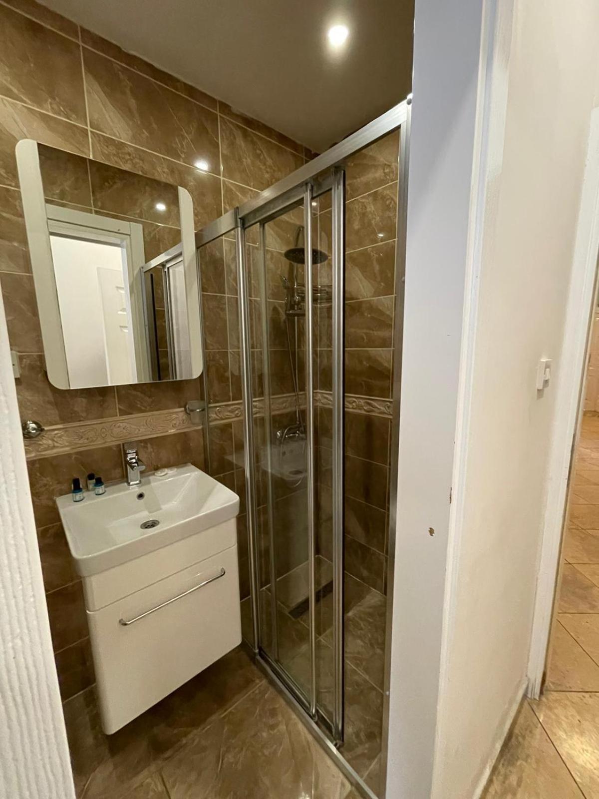 Lord'S Residence Boutique Hotel Кирения Экстерьер фото